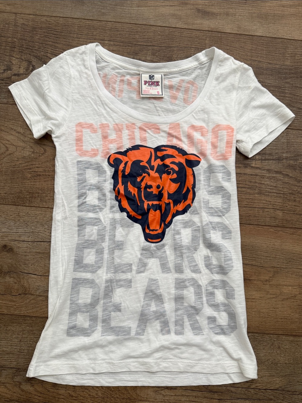 PINK Victoria's Secret White Chicago Bears Graphic Tee S